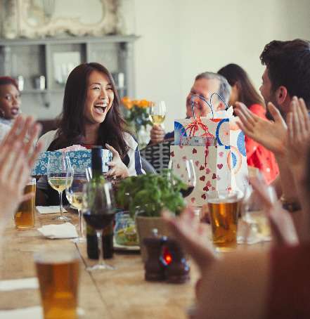 임직원들을 위한 포상