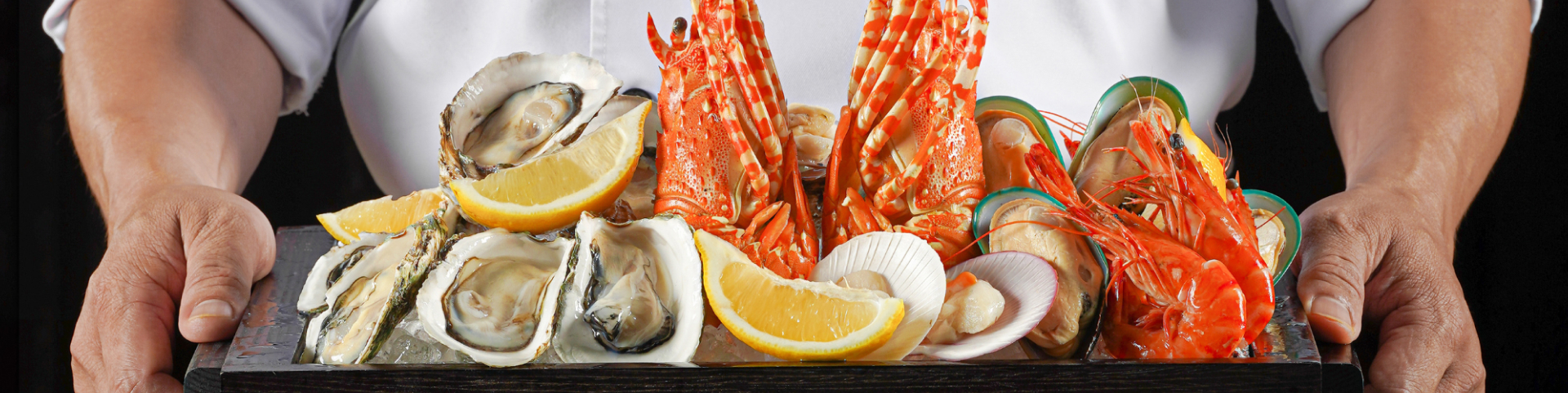 Ưu đãi 30% Tiệc Buffet Dive Into Delight Và tặng kèm 1 chai rượu cho nhóm từ 4 khách