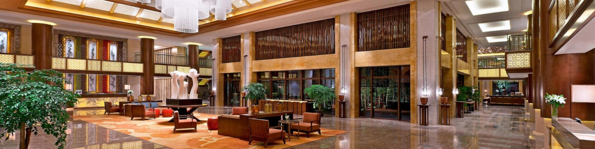 Hotels & Resorts