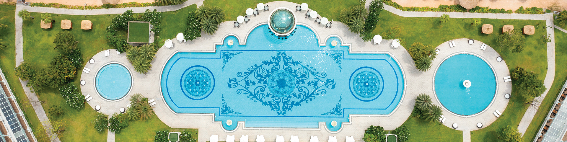 Hotels & Resorts