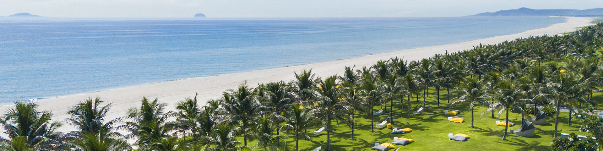 Hotels & Resorts