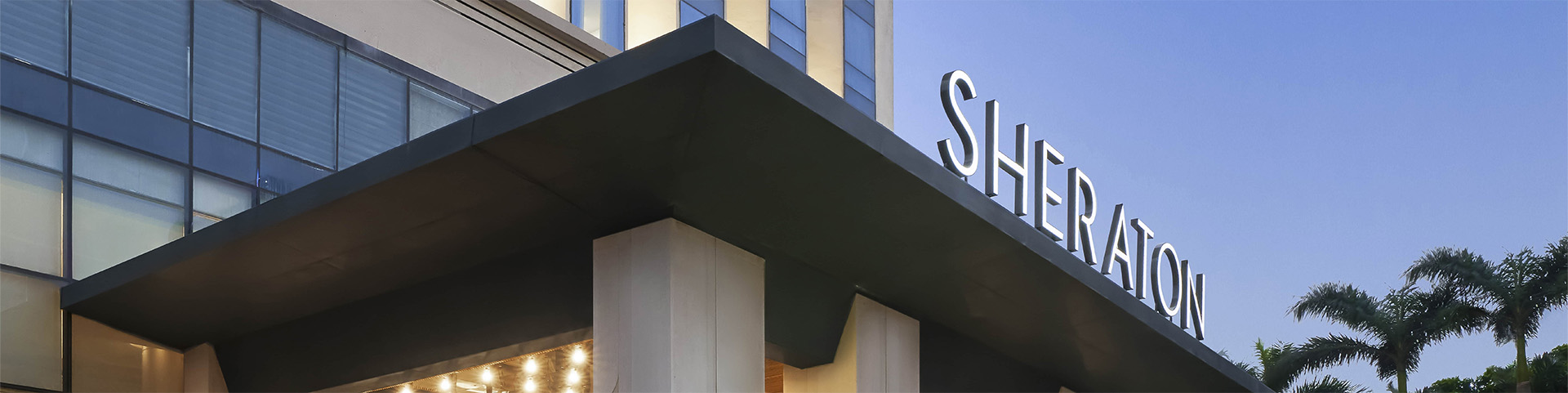 Hotels & Resorts