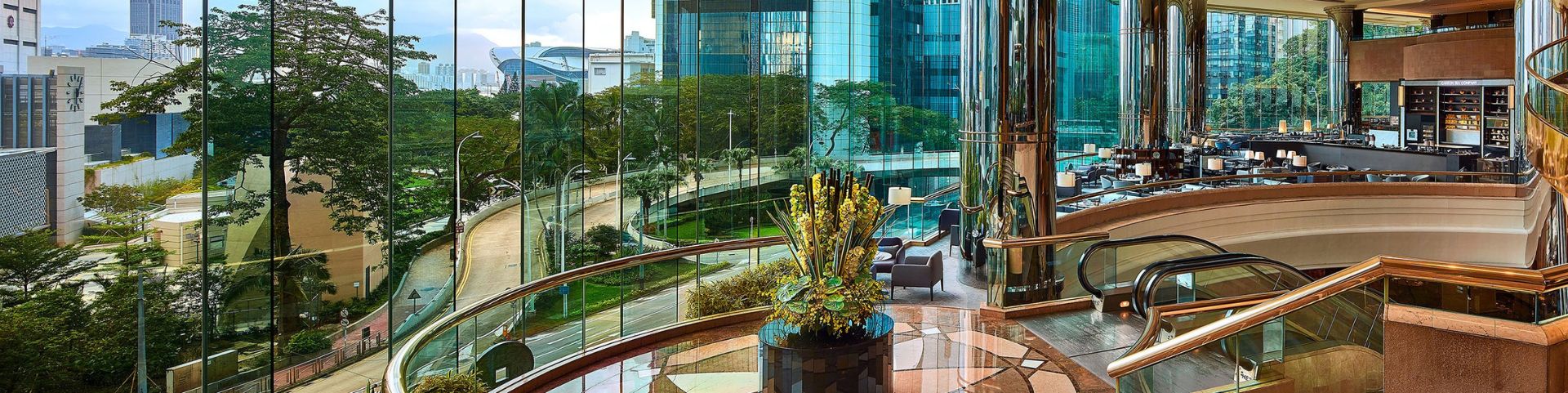 Hotels & Resorts