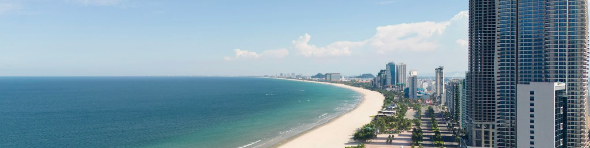 Hotels & Resorts