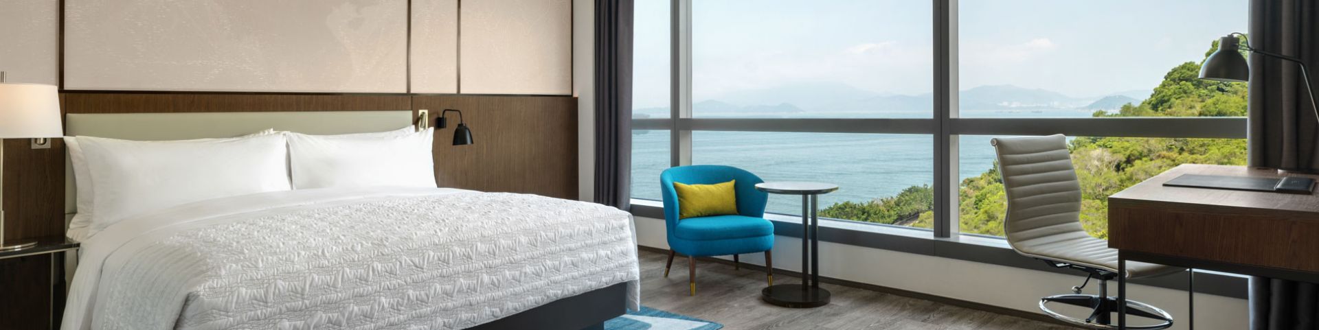 Hotels & Resorts