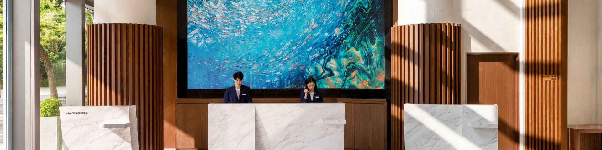 Hotels & Resorts