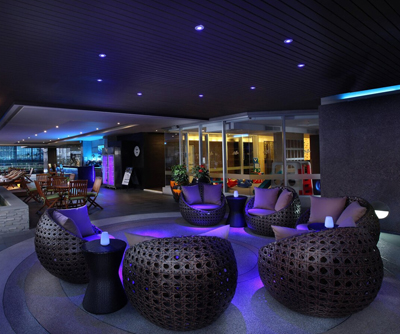 Pool Bar
