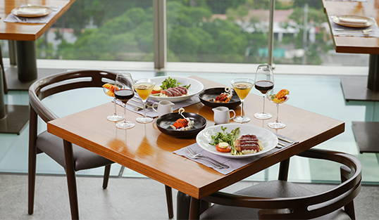 A SPECIAL DATE NIGHT at Only PHP 3,999 NET ดินเนอร์เดตสุดพิเศษ ราคาเดียวเพียง PHP 3,999