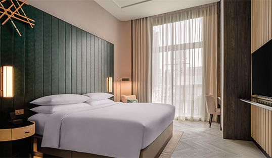 20% off room rates and food & beverage 