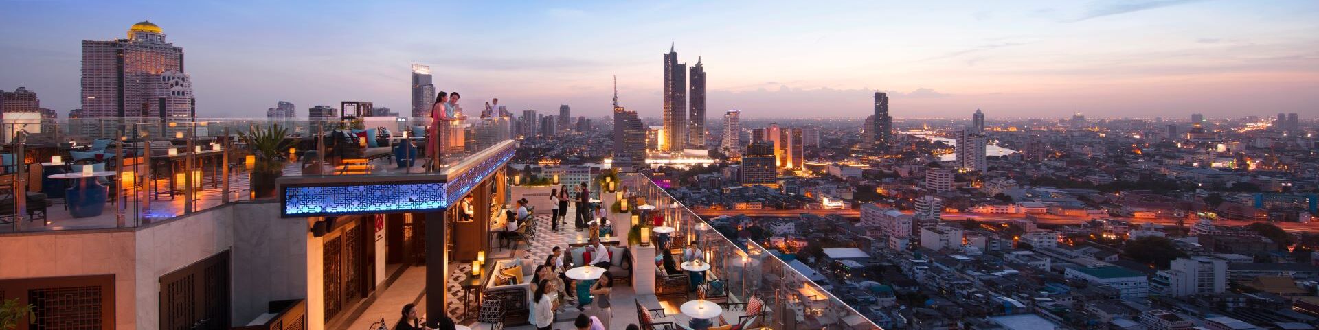 OVER 330 PARTICIPATING HOTELS
